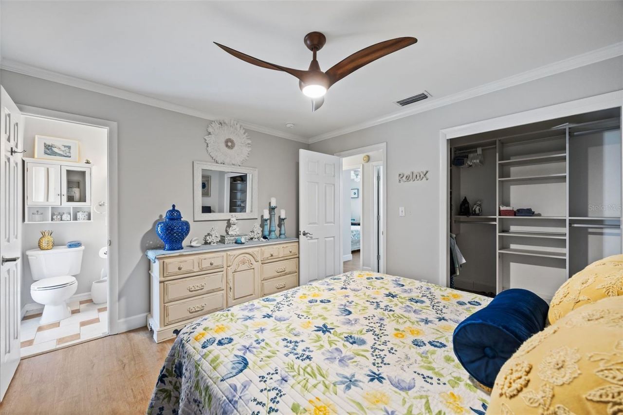 3596 Beach Drive Se, Saint Petersburg, FL 33705 Photo