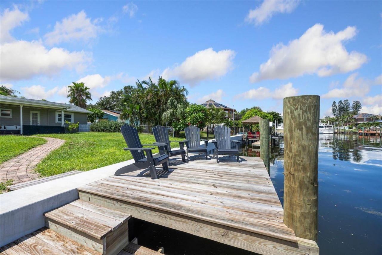 3596 Beach Drive Se, Saint Petersburg, FL 33705 Photo
