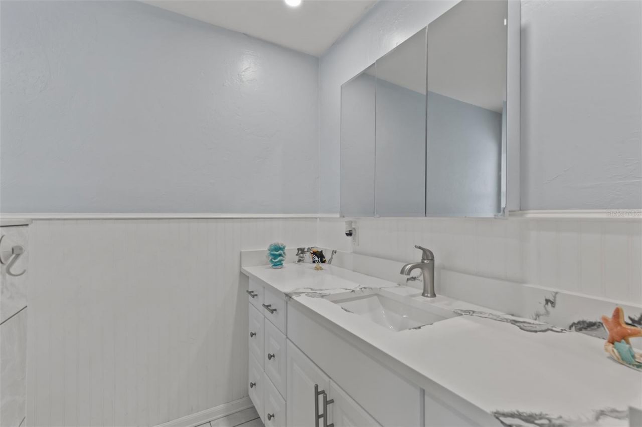 2705 SE 18th Place, Cape Coral, FL 33904 Photo