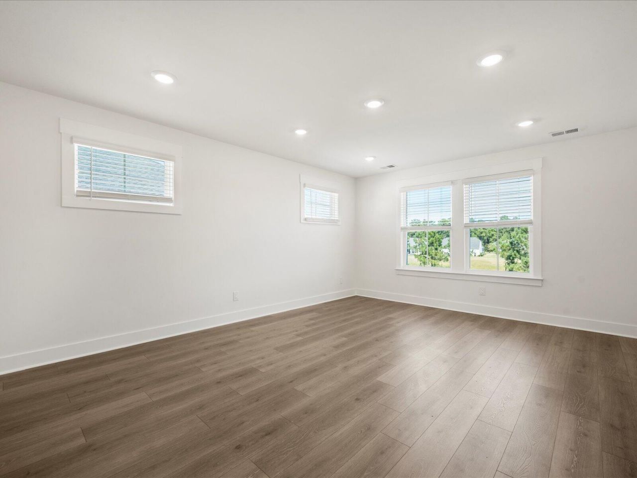 432 Radiant Blue Way Photo 16