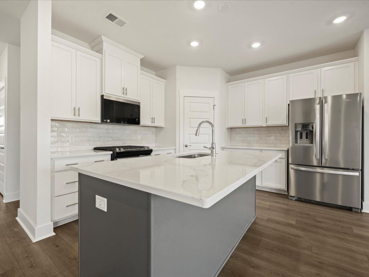 432 Radiant Blue Way Photo 20