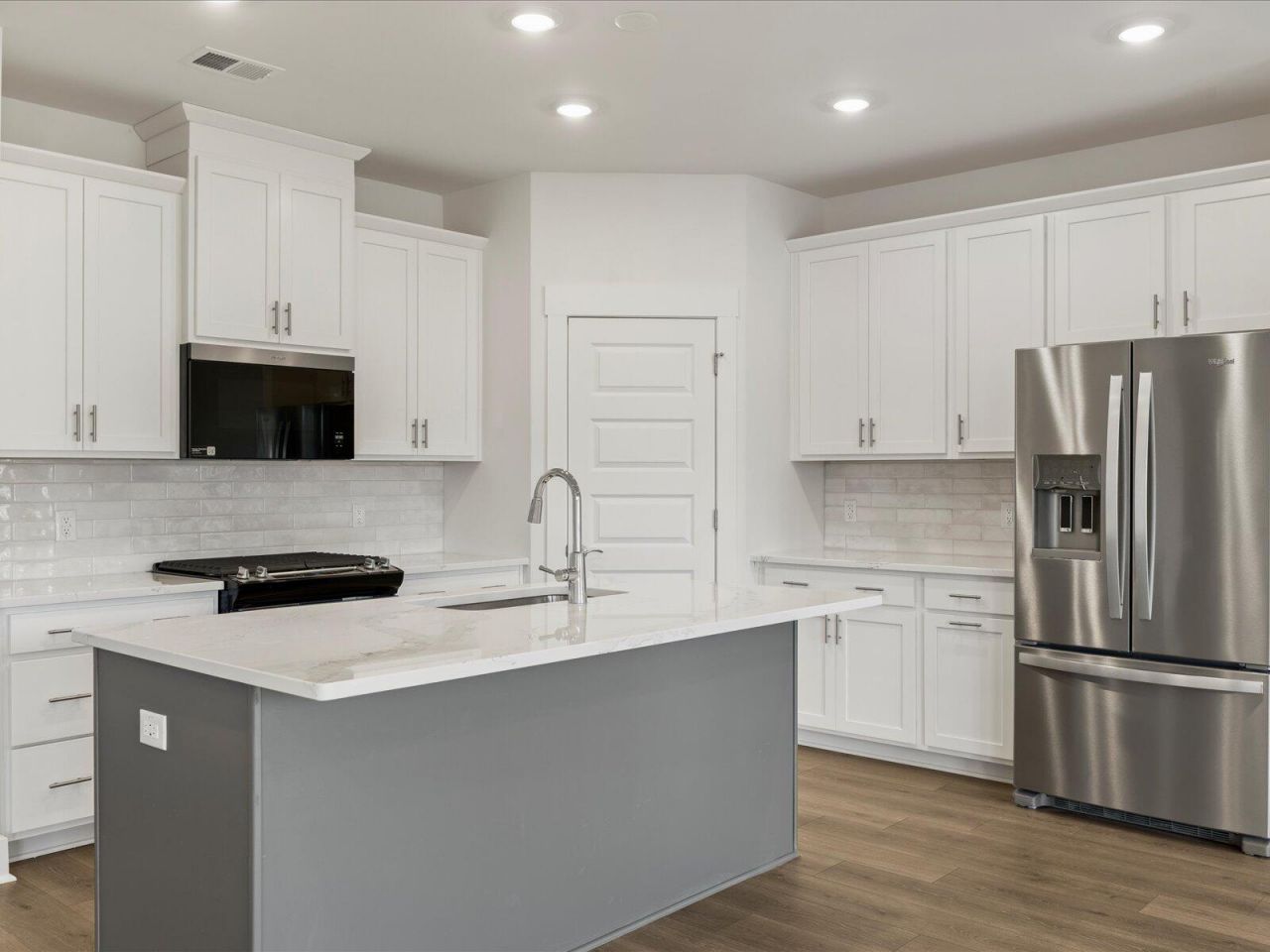 432 Radiant Blue Way Photo 27