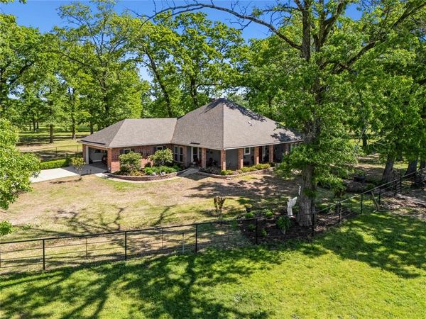 6670 N Lakeshore Drive, Shreveport, LA 71107