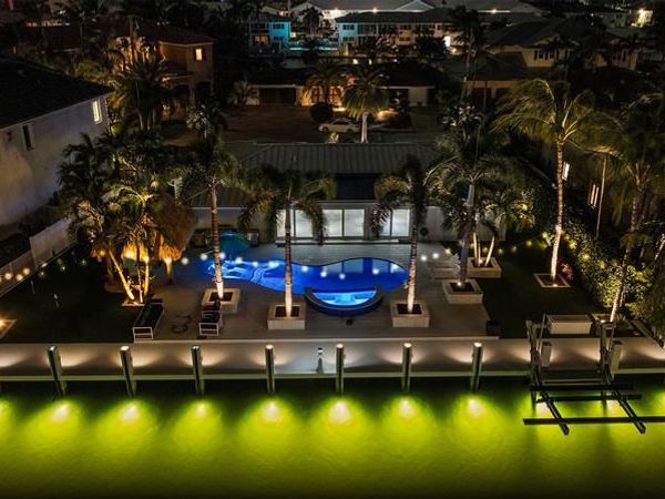 2330 NE 35th St, Lighthouse Point, FL 33064