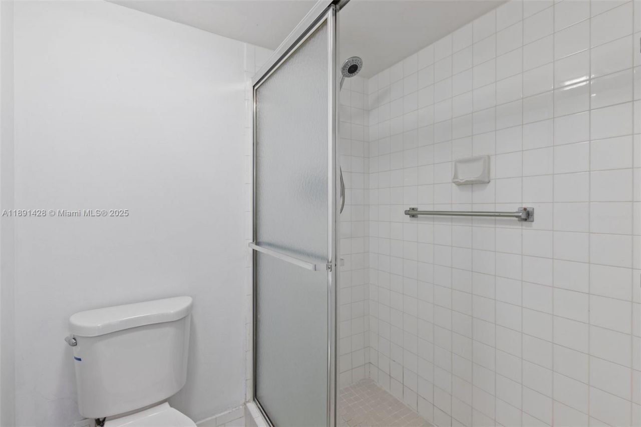 1251 SW 125th Ave, Unit 211T, Pembroke Pines, FL 33027 Photo