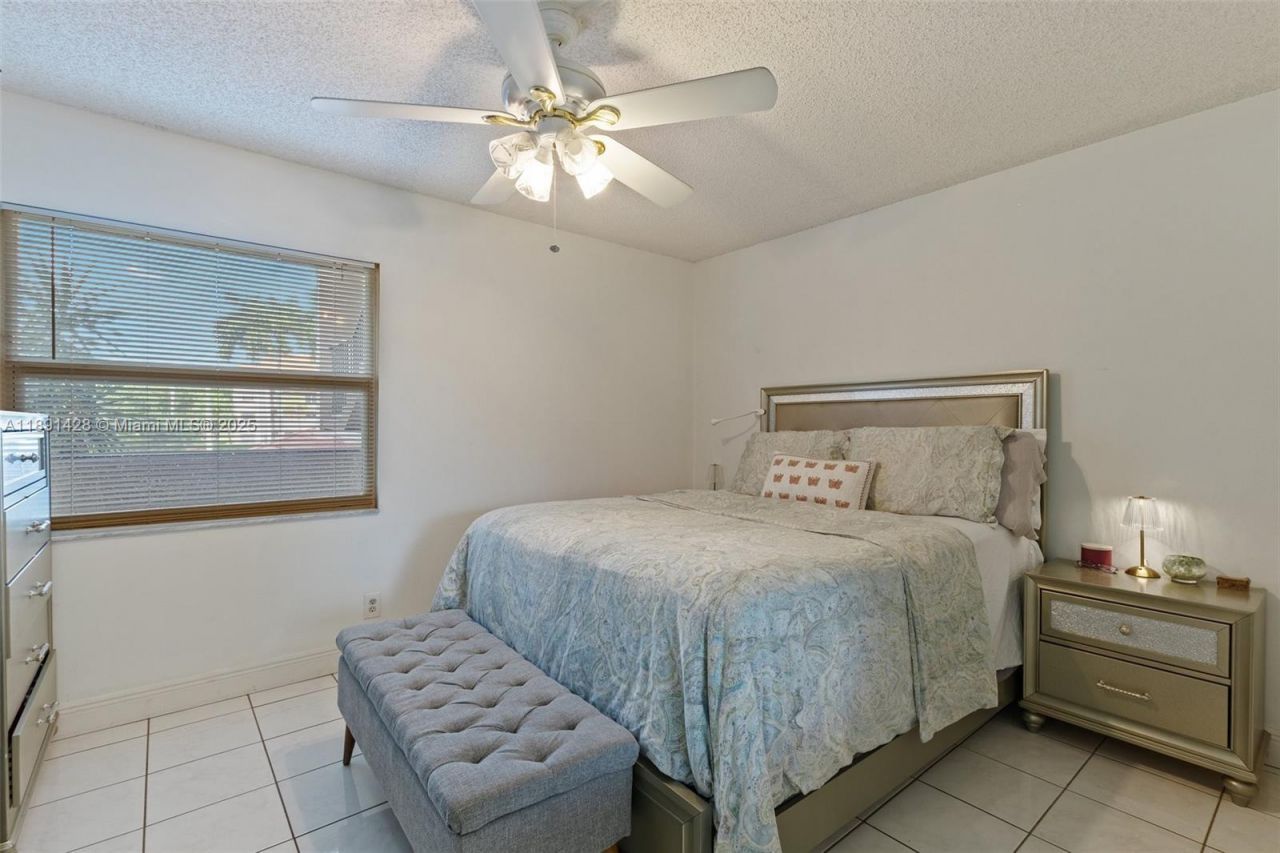 1251 SW 125th Ave, Unit 211T, Pembroke Pines, FL 33027 Photo