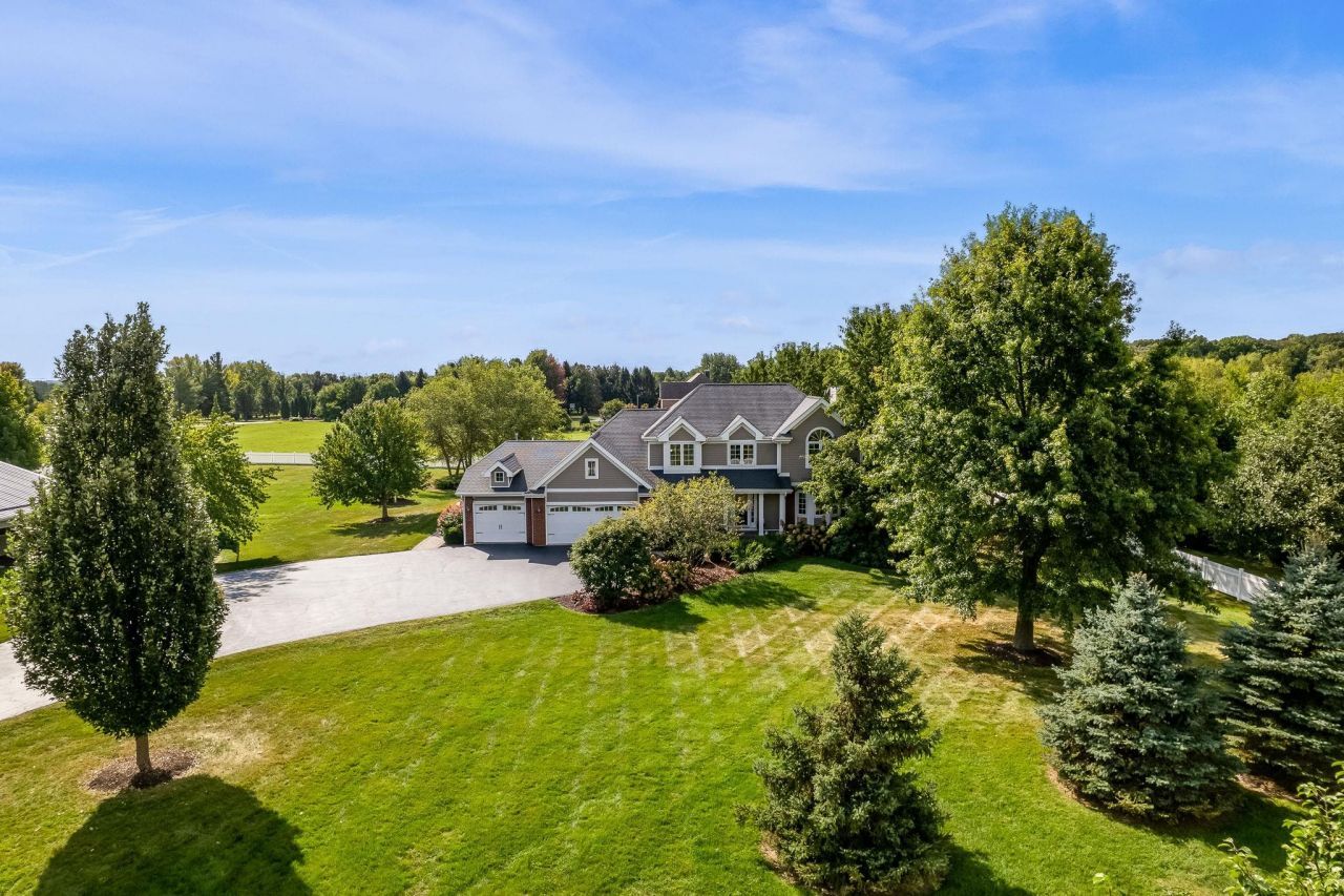 8551 Rote Road Rockford, IL 61107