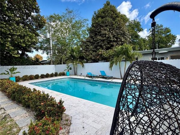 1161 NW 15th St, Fort Lauderdale, FL 33311