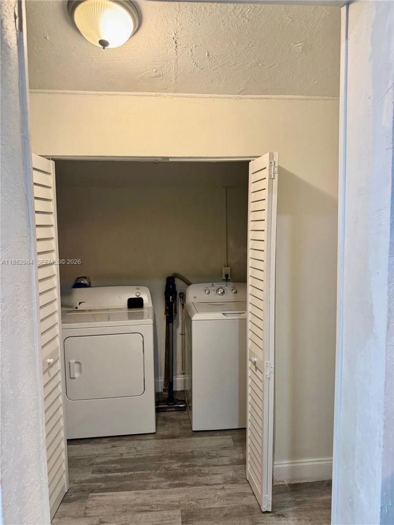 1161 NW 15th St, Fort Lauderdale, FL 33311 Photo