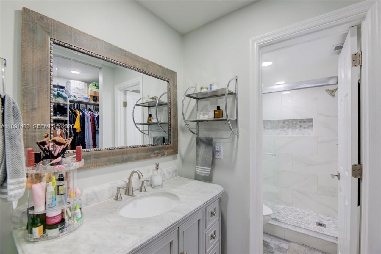 4249 S Carambola Cir S, Unit 2698, Coconut Creek, FL 33066 Photo
