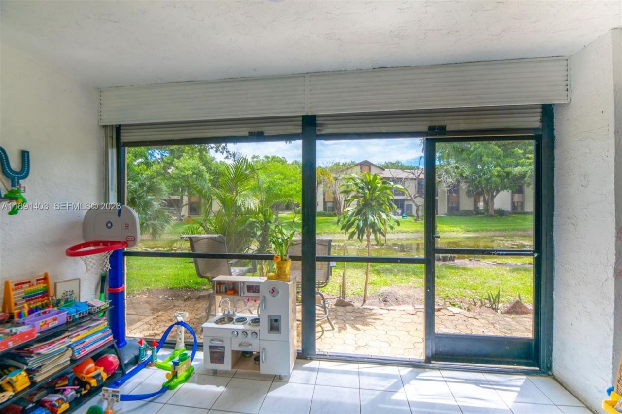 4249 S Carambola Cir S, Unit 2698, Coconut Creek, FL 33066 Photo