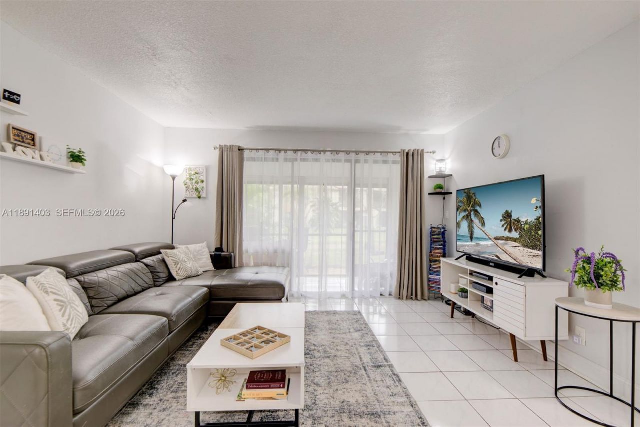 4249 S Carambola Cir S, Unit 2698, Coconut Creek, FL 33066 Photo