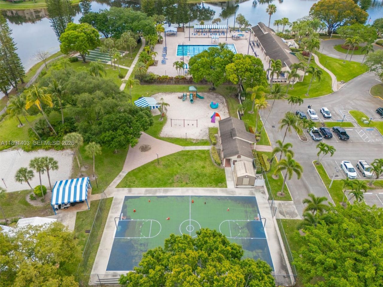4249 S Carambola Cir S, Unit 2698, Coconut Creek, FL 33066 Photo