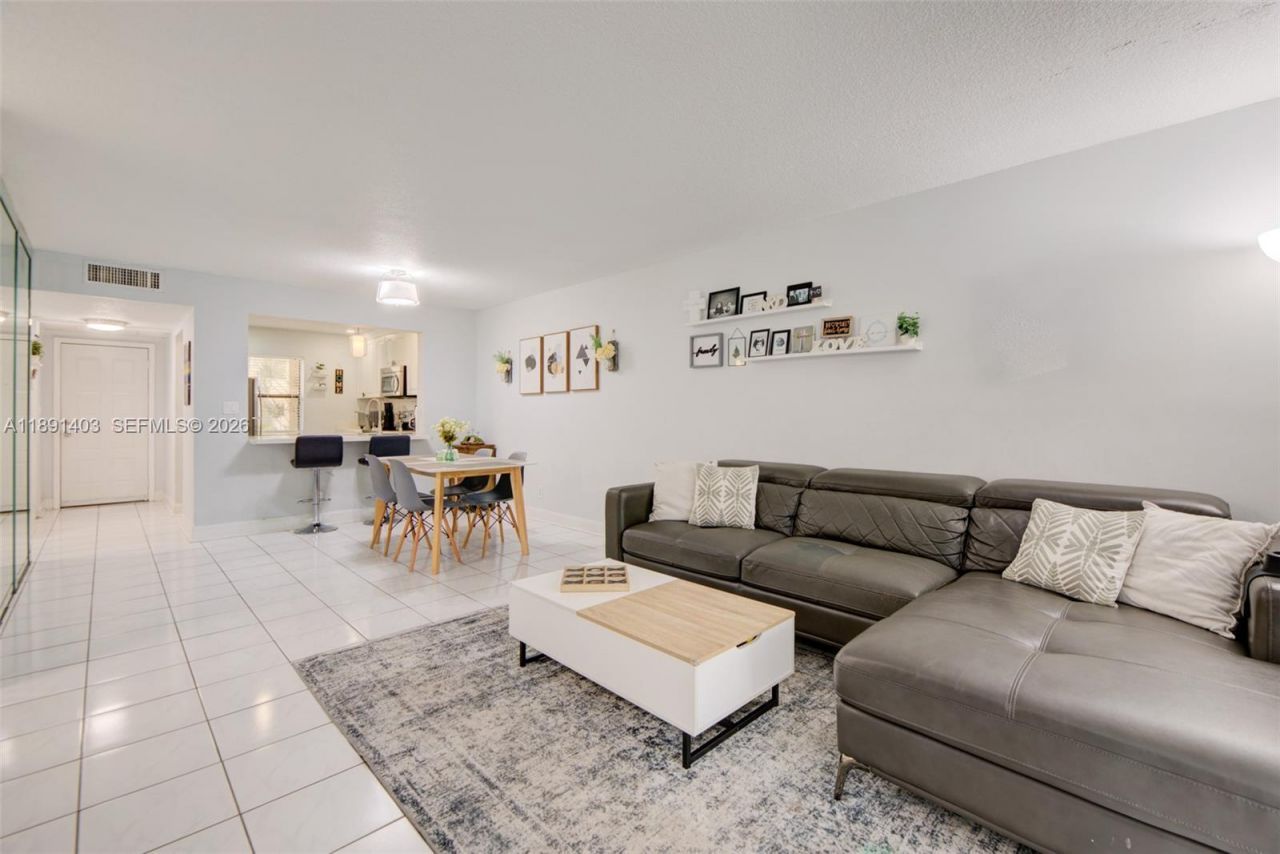 4249 S Carambola Cir S, Unit 2698, Coconut Creek, FL 33066 Photo