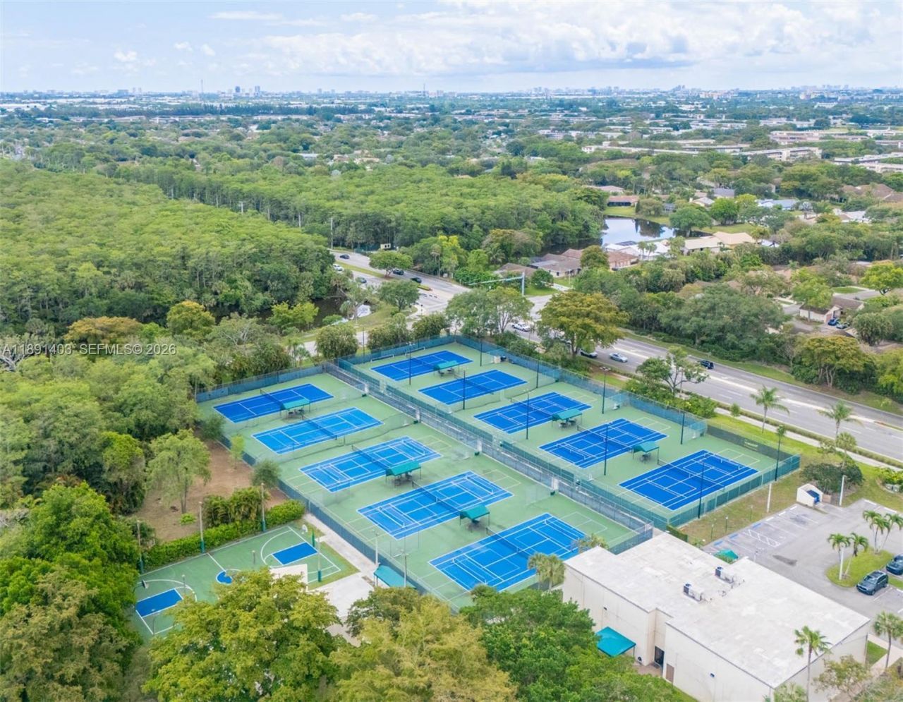 4249 S Carambola Cir S, Unit 2698, Coconut Creek, FL 33066 Photo