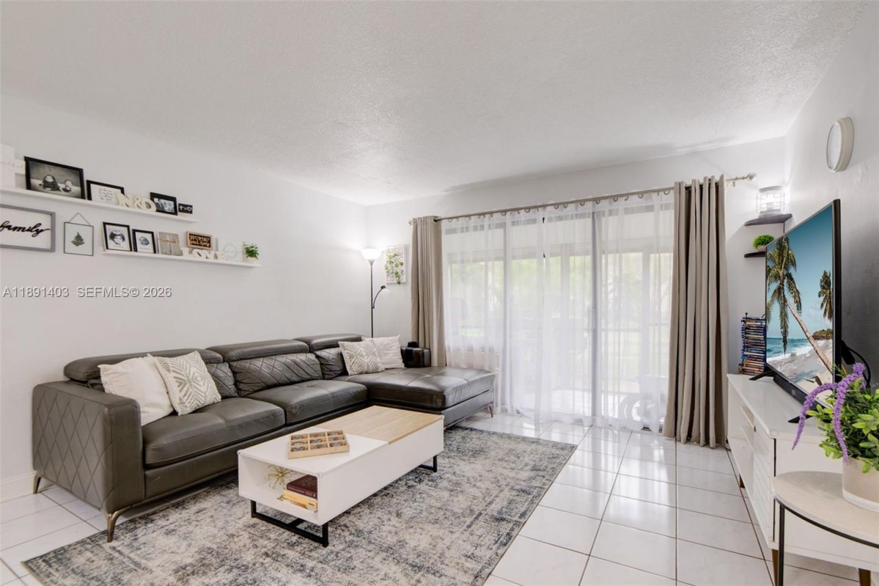 4249 S Carambola Cir S, Unit 2698, Coconut Creek, FL 33066 Photo