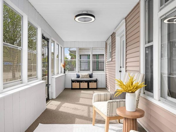 1149 Selby Avenue, Saint Paul, MN 55104