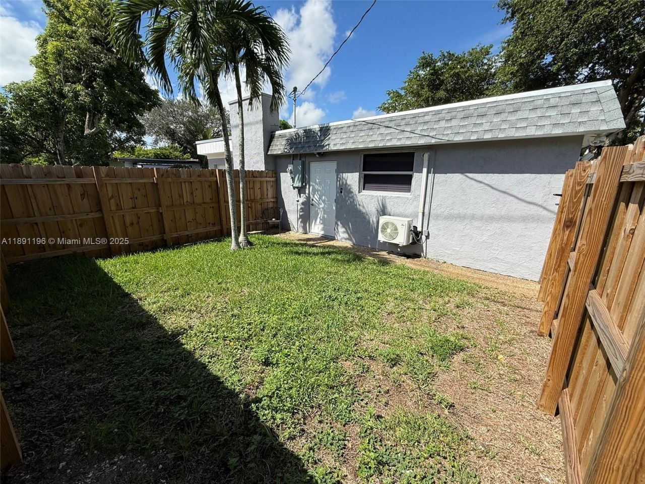 4300 NW 3rd Ct, Unit 1, Plantation, FL 33317 Photo