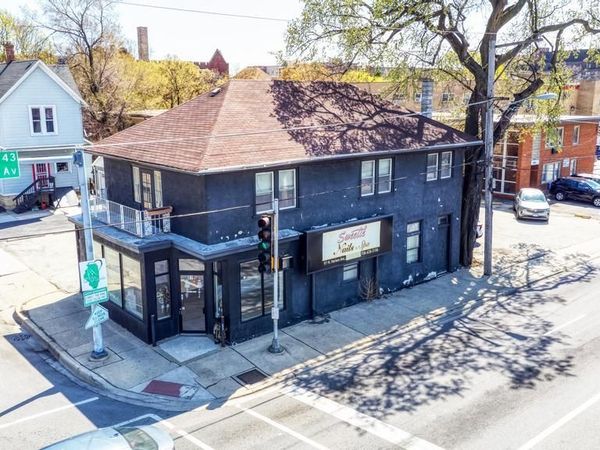 97 Harlem Avenue, Oak Park, IL 60302