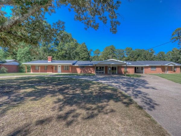 7944 Highway 371, Coushatta, LA 71019