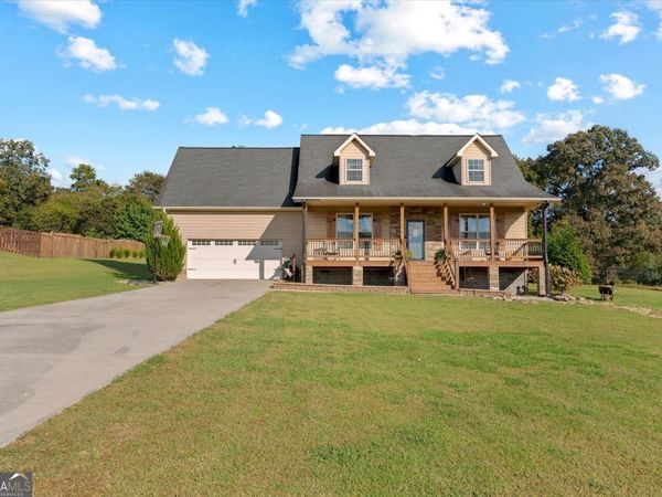 187 Willow Haven Street SE, Calhoun, GA 30701