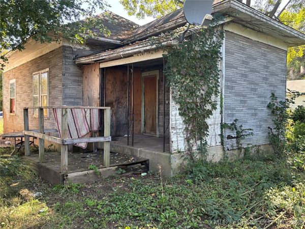 131 S 4th, Vinita, OK 74301