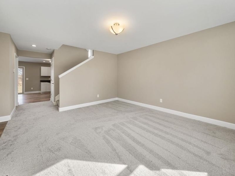 10390 Short Road, Harrison, OH 45030 Photo 2