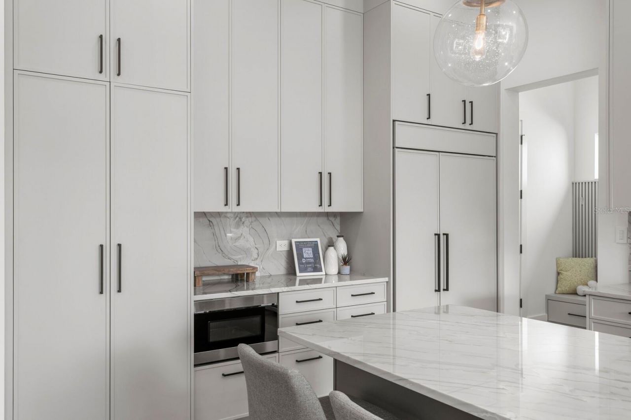 5104 W Platt Street, Tampa, FL 33609 Photo