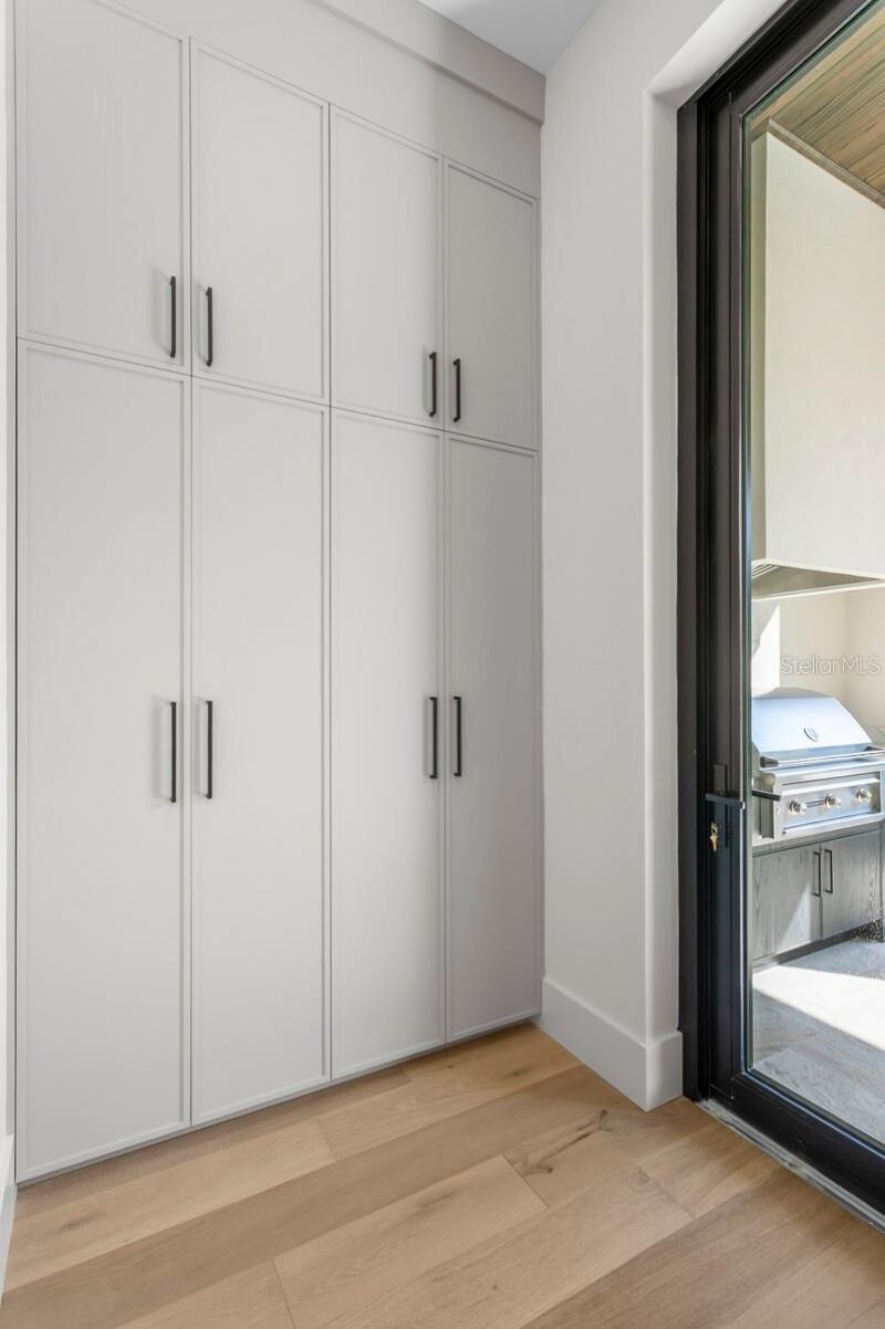 5104 W Platt Street, Tampa, FL 33609 Photo