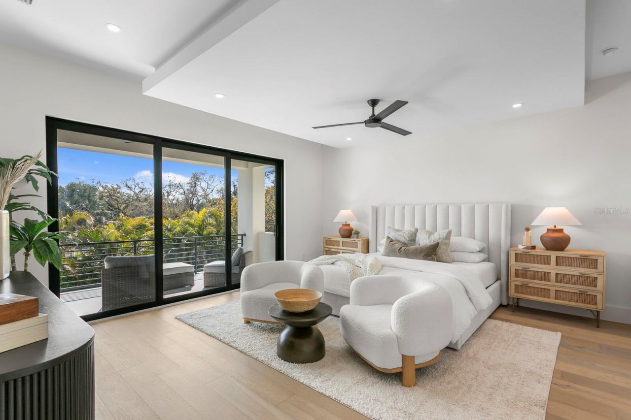 5104 W Platt Street, Tampa, FL 33609 Photo