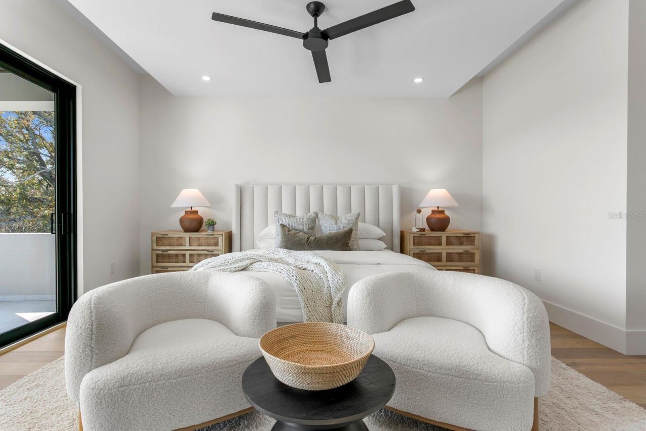 5104 W Platt Street, Tampa, FL 33609 Photo