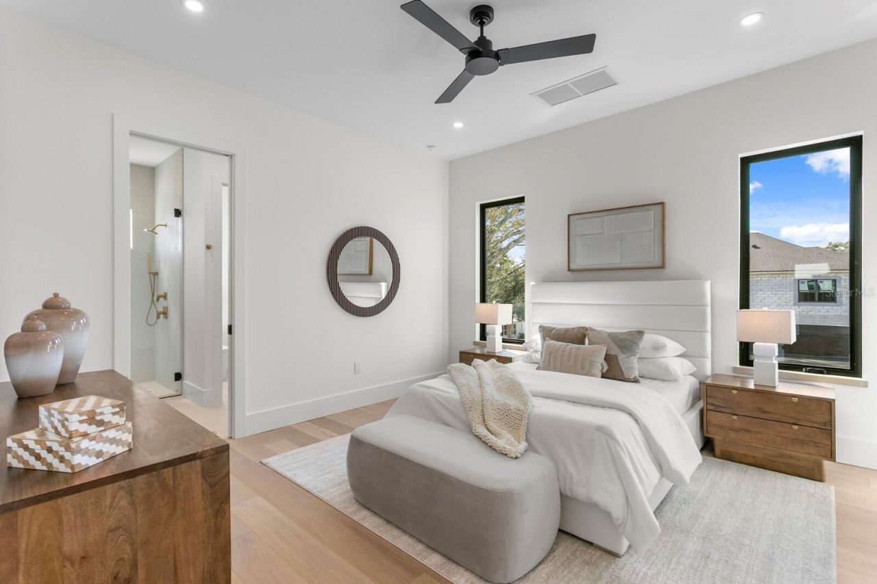 5104 W Platt Street, Tampa, FL 33609 Photo