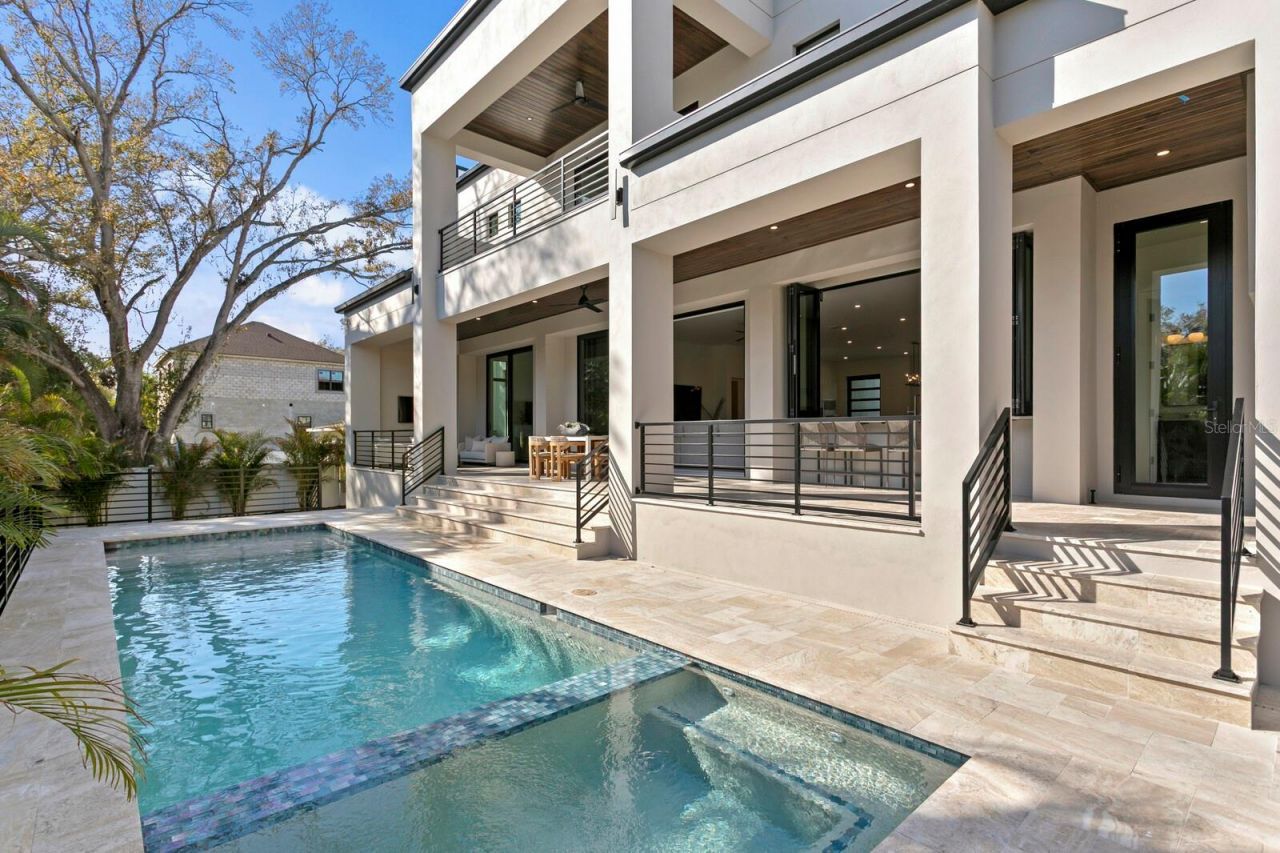 5104 W Platt Street, Tampa, FL 33609 Photo