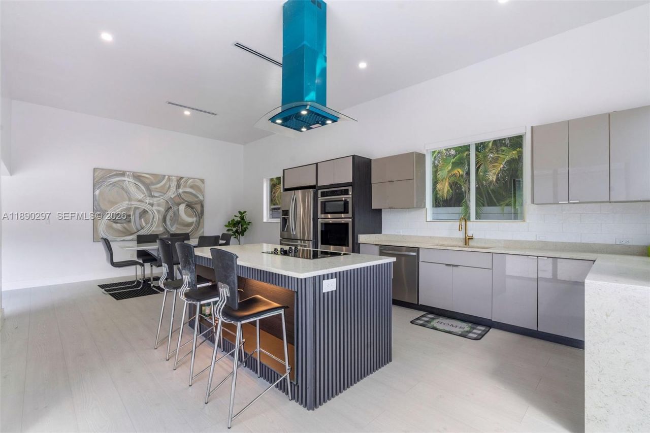 11811 SW 82 Rd, Miami, FL 33156 Photo