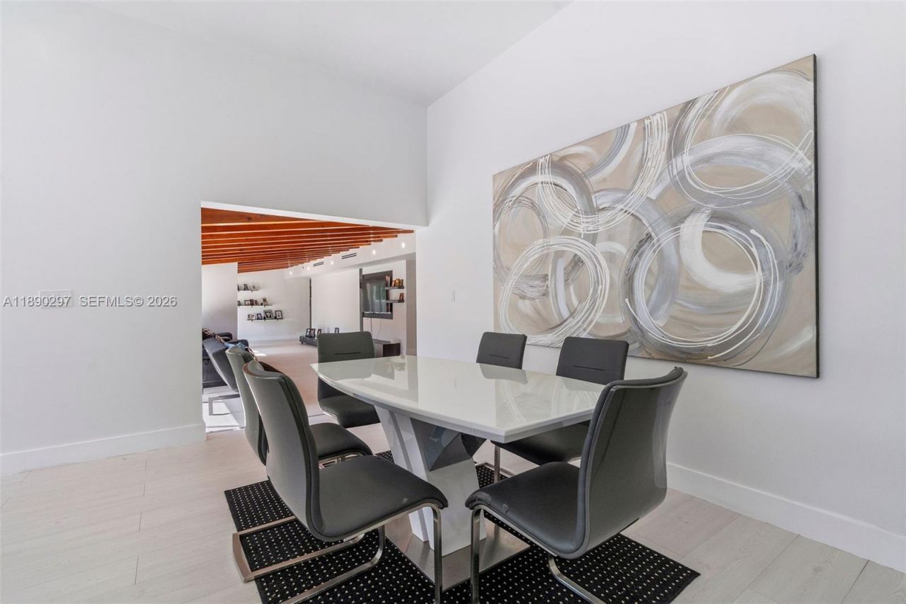 11811 SW 82 Rd, Miami, FL 33156 Photo