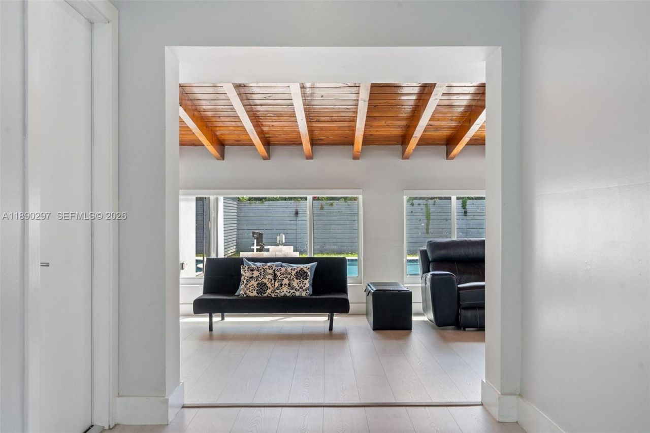 11811 SW 82 Rd, Miami, FL 33156 Photo