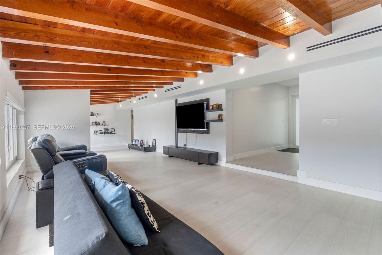 11811 SW 82 Rd, Miami, FL 33156 Photo