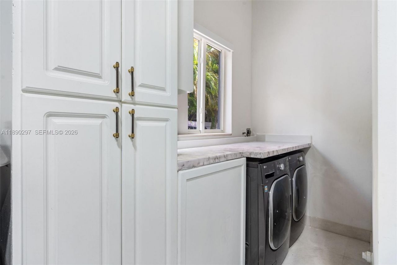 11811 SW 82 Rd, Miami, FL 33156 Photo