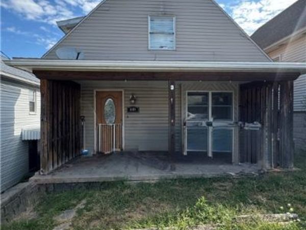 1121 5th Street, Westmoreland City, PA 15692