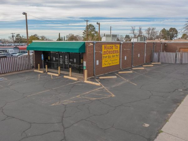 6717 LOMAS Boulevard NE, Albuquerque, NM 87110