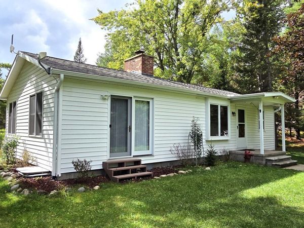 13462 W Shore Drive, Millersburg, MI 49759