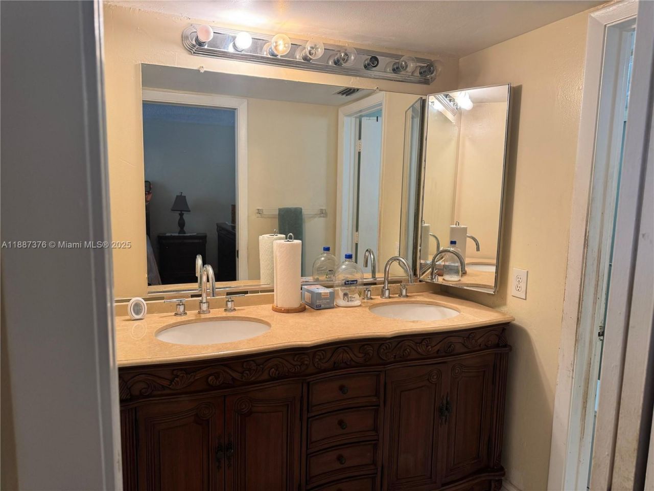 4960 E Sabal Palm Blvd, Unit 203, Tamarac, FL 33319 Photo