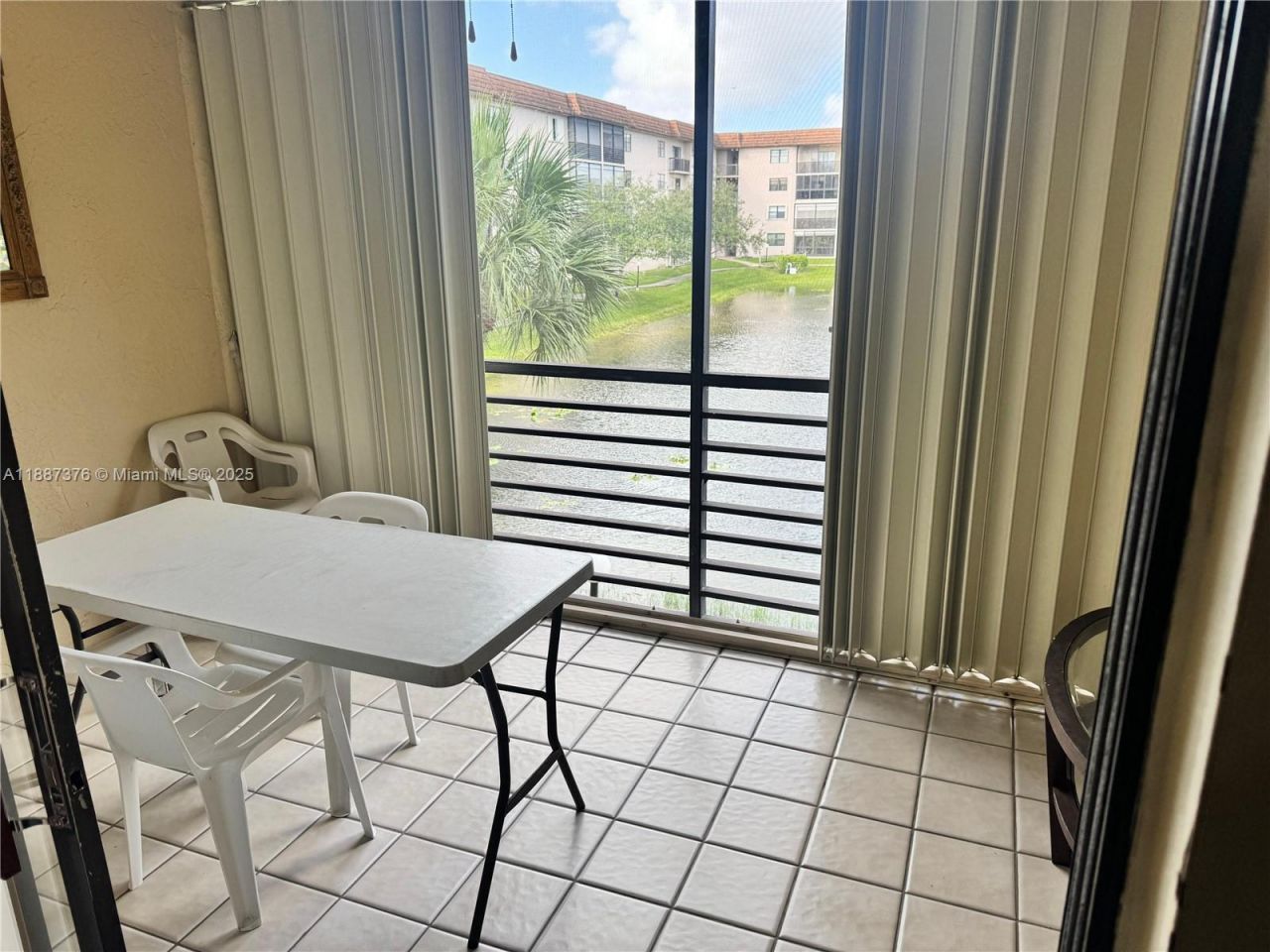 4960 E Sabal Palm Blvd, Unit 203, Tamarac, FL 33319 Photo