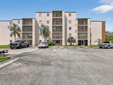 5541 BAY BOULEVARD, Unit 203, PORT RICHEY, FL 34668