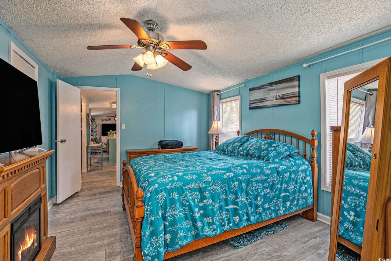 1 Seaway Ln. Photo 15