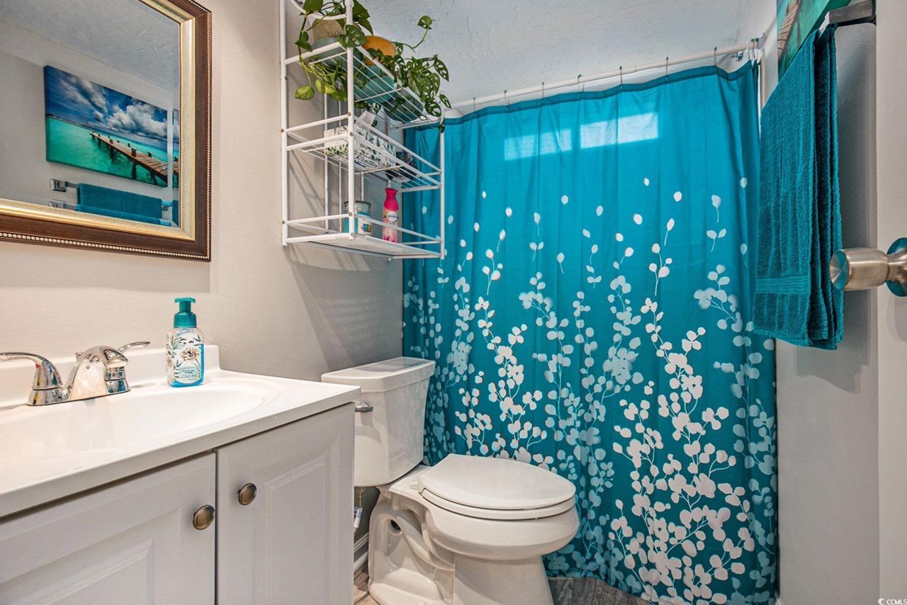 1 Seaway Ln. Photo 21