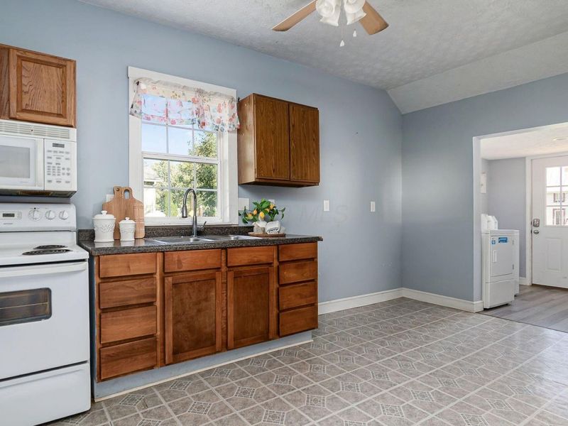 49 Columbus Road, Mount Vernon, OH 43050 Photo 14