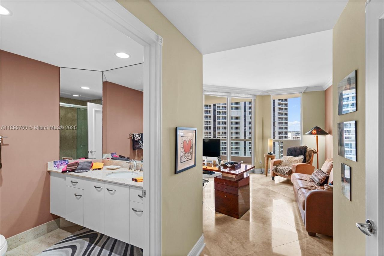 21200 Point Pl, Unit 1804, Aventura, FL 33180 Photo