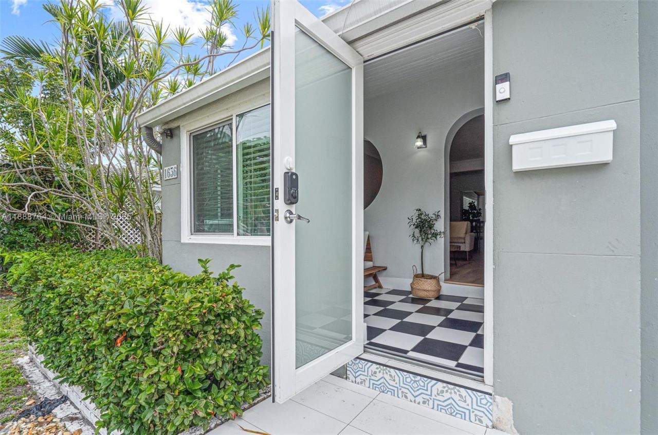 1636 Arthur St, Hollywood, FL 33020 Photo