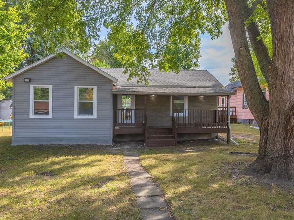 306 E Martin Street, Forrest, IL 61741